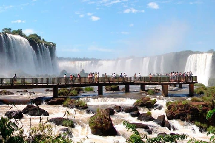 Iguazú Falls Two-Day Package: Brazilian Views, Bird Park & Great Boat Adventure photo 3