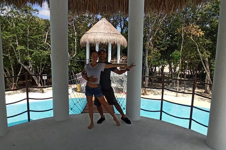 Private Salsa & Bachata Lesson in Playa del Carmen — 1-Hour Dance Experience photo 3