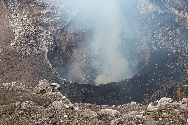 Discover the Masaya Highlights: Volcano, Crafts, and Culture in One Day photo 2