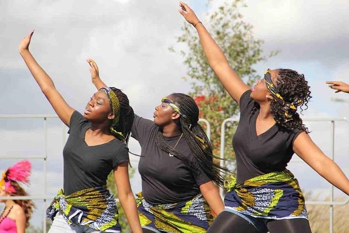 Getting to Know Accra: A Practical Day Tour of Jamestown, Makola Market & More photo 1