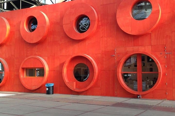 Private Bike Tour of Amsterdam Noord: Modern Architecture, Street Art & Sustainable Projects photo 2