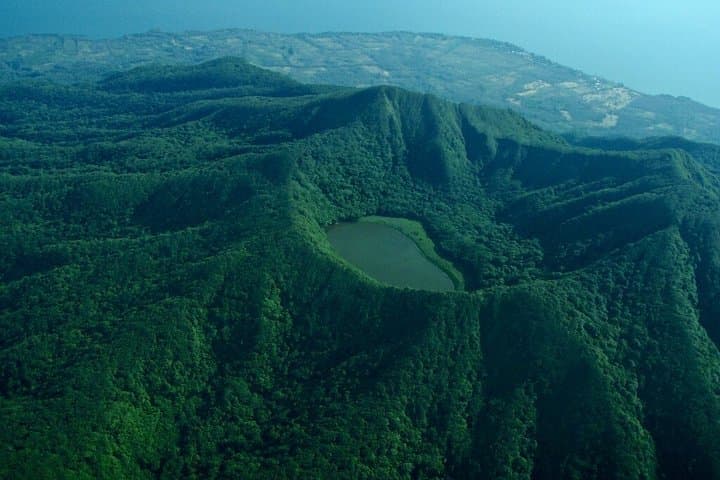 Maderas Volcano Hike on Ometepe Island — Summit the Crater Lake and Track Howler Monkeys