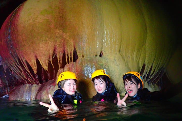 Pumpkin Limestone Cave & Sea Kayaking on Miyako Island: Half-Day Adventure photo 6