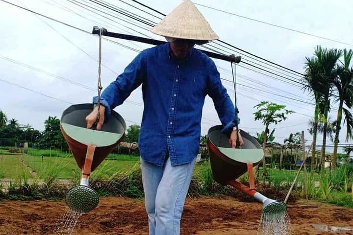 Hoi An Lantern Making, Silk Weaving & Tra Que Vegetable Farming — Private Cultural Workshop photo 2