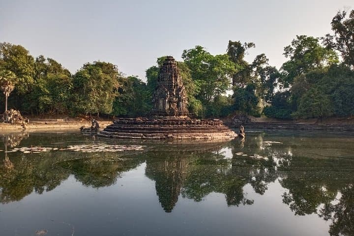 Private Half-Day to Preah Khan & Neak Pean Temples from Siem Reap photo 3