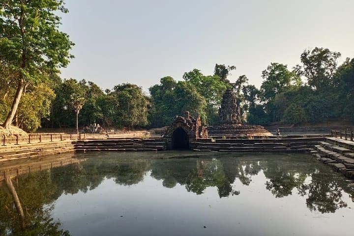 Private Half-Day to Preah Khan & Neak Pean Temples from Siem Reap photo 5
