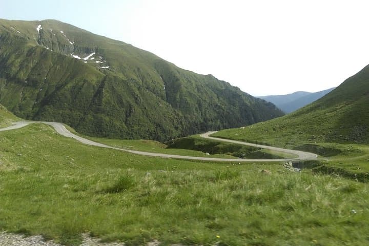 Driving Romania's Transfagarasan: Full-Day Road Trip from Brașov photo 3