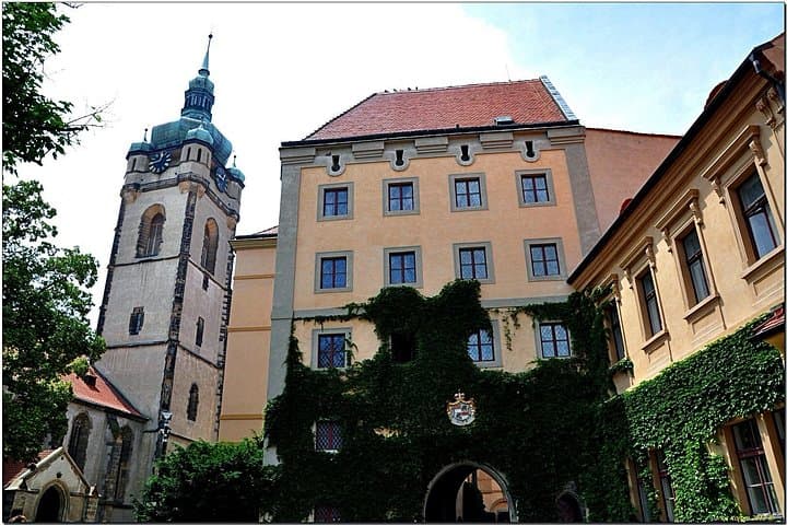 Private Terezin WWII Camp Tour and Melnik Chateau Wine Tasting from Prague photo 2