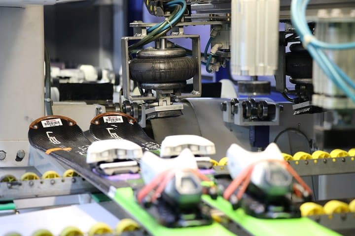 Ski and Snowboard Servicing in Bansko — Professional Tuning, Waxing & Base Repair photo 6