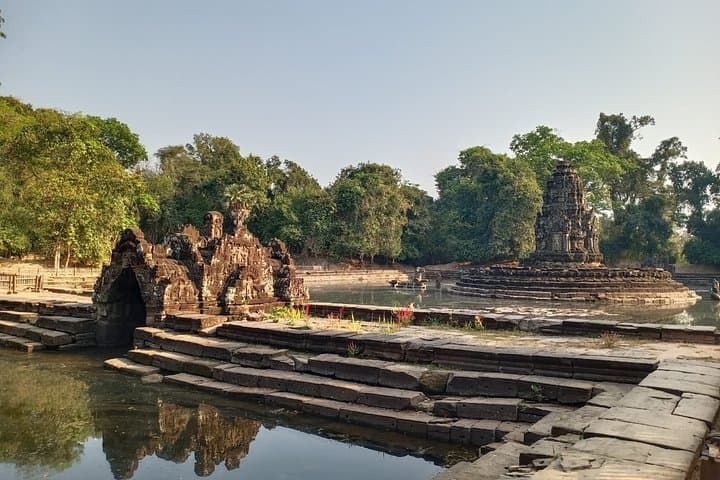 3-Day Private Angkor Wat & Tonle Sap Tour from Siem Reap photo 3