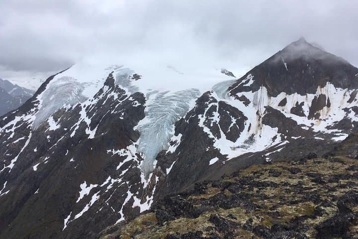 Conquer Alaska’s White Pass: A Challenging Mountaineering Adventure photo 3