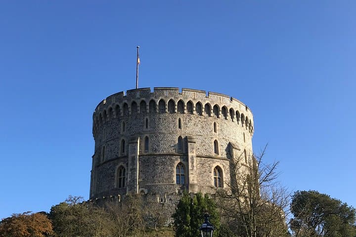 London Junior Kings and Queens: 8-Day Private English Course for Juniors photo 3