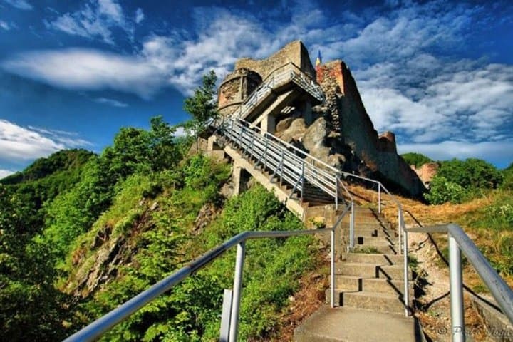 Transfagarasan Road and Poenari Castle: Day Trip from Bucharest to Vlad Dracula's Strongholds photo 2