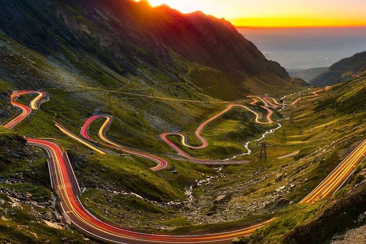 Transfagarasan Road and Poenari Castle: Day Trip from Bucharest to Vlad Dracula's Strongholds photo 4