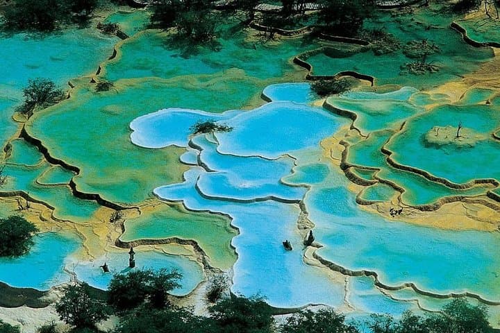 Jiuzhaigou & Huanglong: 3-Day Private Train Tour from Chongqing photo 2