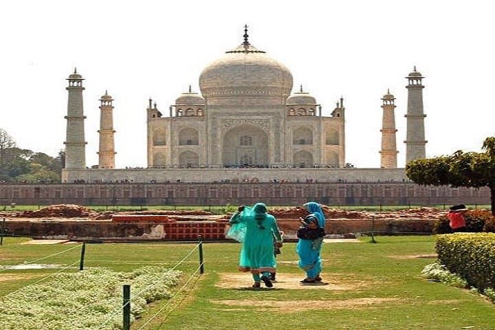 9-Day Rajasthan Private Safari: Jaisalmer, Khuri Desert & Golden Triangle Experience photo 4