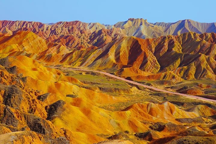 10-Day Private Silk Road Highlights: Dunhuang to Tianshui Cultural & Geology Tour photo 4