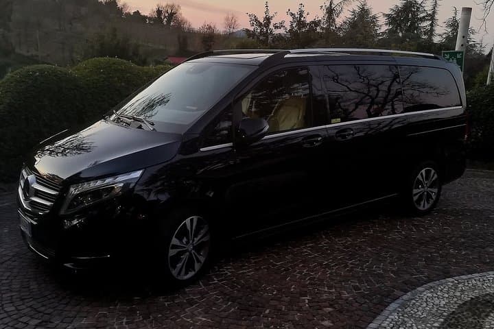Full-Day Private Driver: Sorrento and Amalfi Coast Highlights photo 2