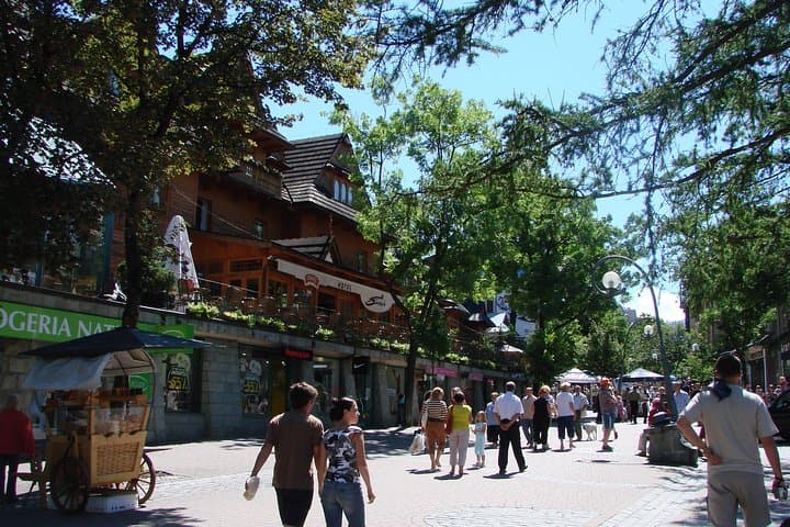 Full-Day Tatras Excursion: Gubałówka Viewpoint, Zakopane Stroll & Bukovina Thermal Baths from Kraków photo 4
