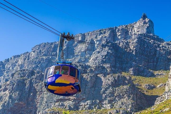 6-day-best-of-cape-town-private-tour-table-mountain-cape-point-winelands photo 4