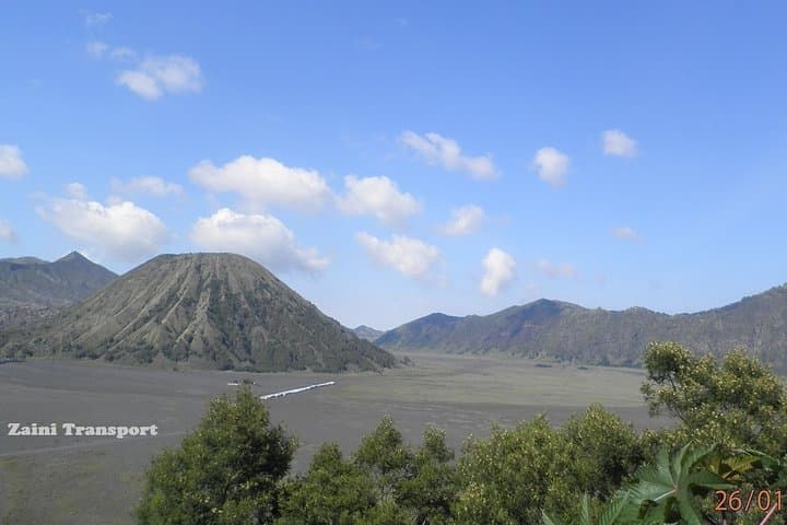 Tumpak Sewu and Bromo: 2-Day Waterfall and Volcano Tour from Malang