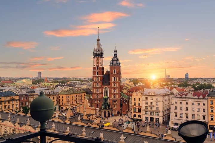 5-Day Lesser Poland & Krakow Tour with Dunajec Rafting and Wieliczka Salt Mine