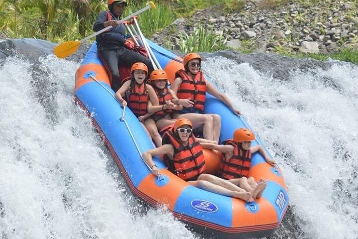 Telaga Waja White-Water Rafting: 18 km Class III–IV Adventure from Mount Agung photo 1