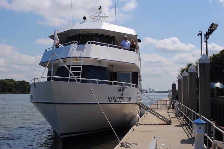 Hilton Head to Savannah Round-Trip Ferry: Fast Day Cruise to River Street photo 4