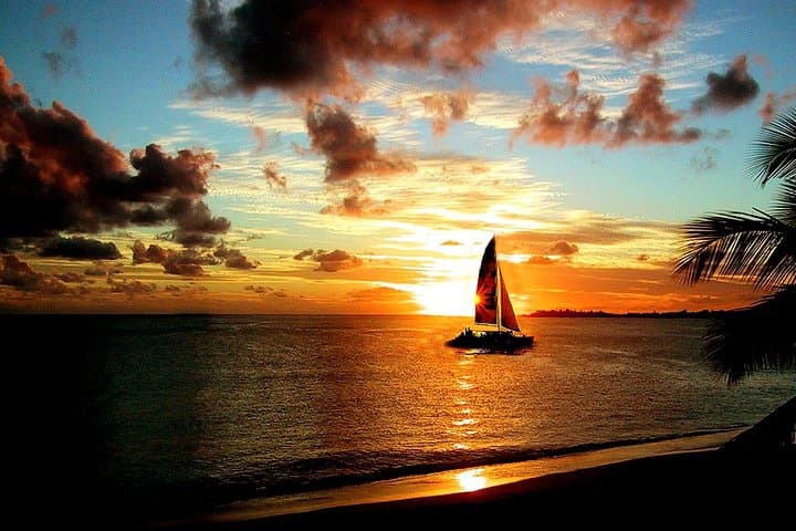 Sunset Sail and Creole Feast: Tango Caribbean Dinner Cruise in Sint Maarten photo 6