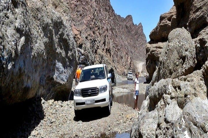 Dune Bashing and Wadi Driving in Hatta: Guided 7‑Hour Off‑Road Adventure photo 4