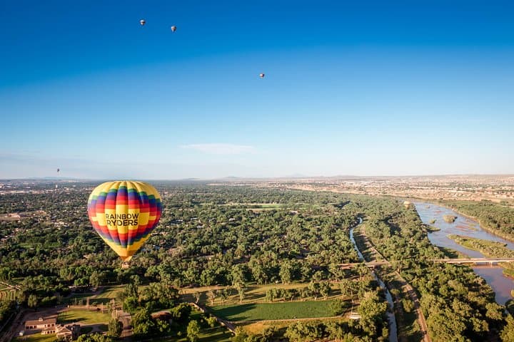 Sunset Hot Air Balloon Ride Over Albuquerque: Rio Grande & Sandia Views