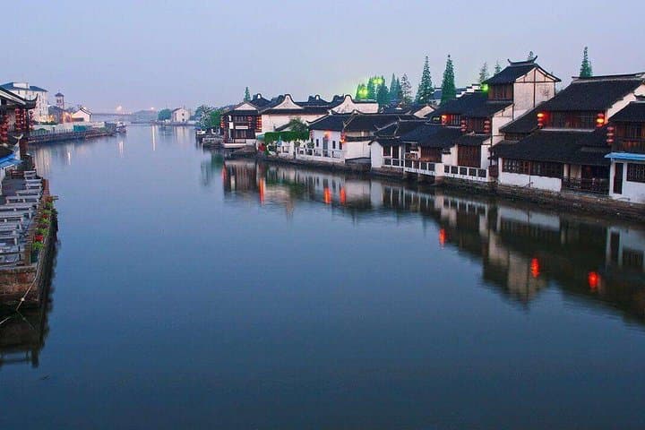 Beijing to Shanghai in 5 Days: Private Highlights Tour with Mutianyu & Zhujiajiao photo 4