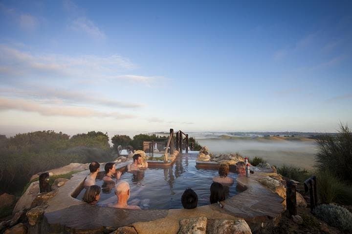 Peninsula Hot Springs Day Trip: Arthurs Seat Eagle & Bathing Boxes