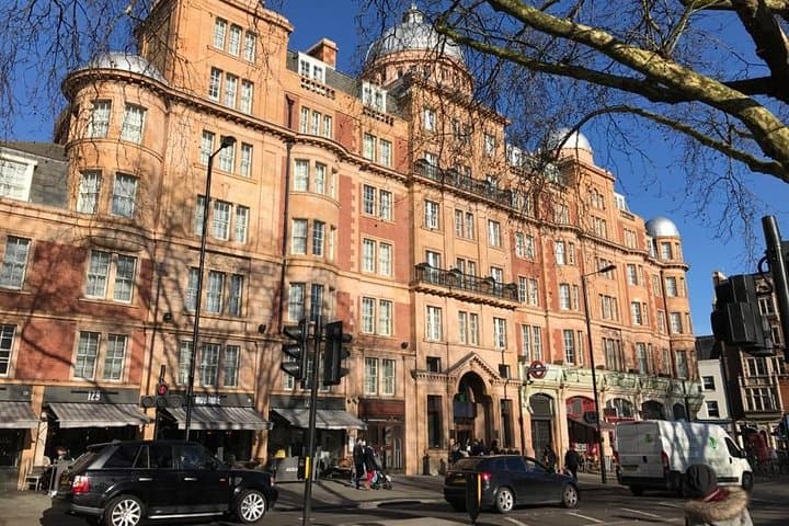 London English & Law University Taster: One-Week Pre-University Program photo 2