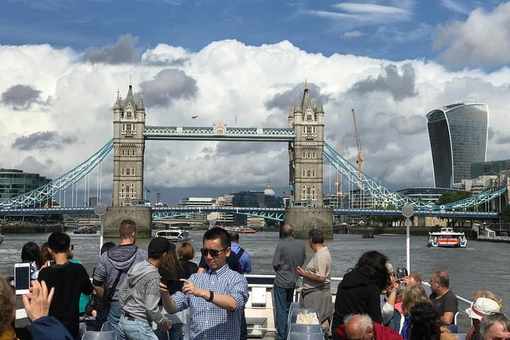 London English & Law University Taster: One-Week Pre-University Program photo 6