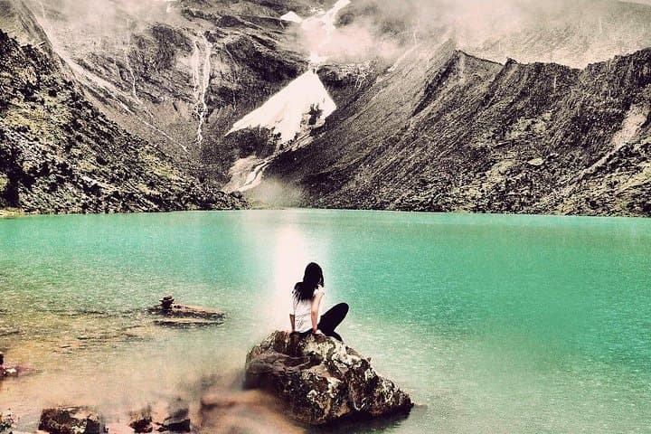 Humantay Lagoon Day Hike from Cusco — High-Altitude Lake & Snowy Peak Views photo 5
