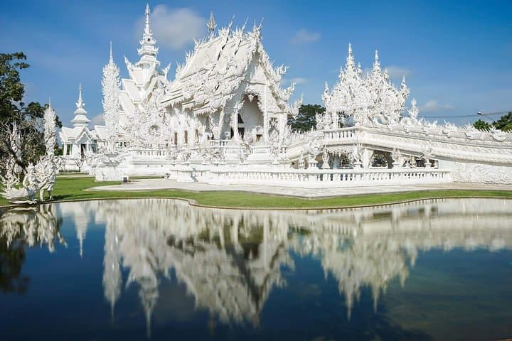 Chiang Rai Highlights: White Temple, Blue Temple & Black House Day Tour photo 2