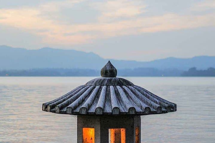 Day Trip to Hangzhou from Shanghai — West Lake, Lingyin Temple & Longjing Tea
