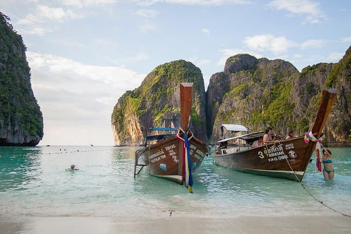 Phang Nga Bay Speedboat Tour to James Bond Island & Koh Panyee photo 3