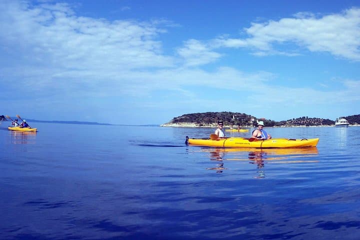 John Gray’s Hong by Starlight: Phang Nga Bay Sea Cave Canoeing photo 5