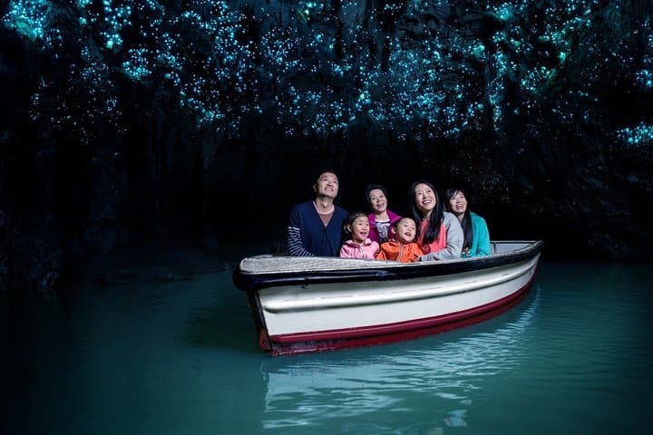 Golden Triangle 3-Day Private Tour: Hobbiton, Waitomo Glowworm Caves & Te Puia Rotorua photo 6