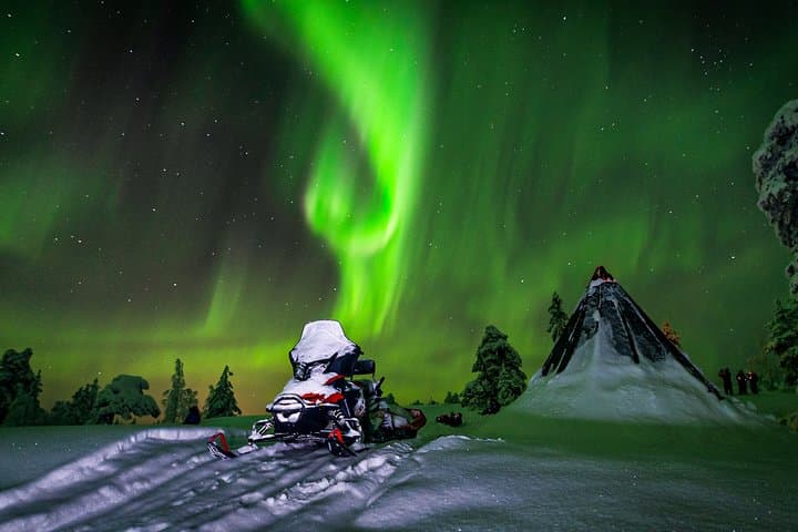 Saariselkä Northern Lights Snowmobile Safari — Aurora Hunting After Dark