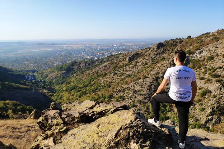 Hike the Halkata (The Ring) in Sliven’s Blue Stones Nature Park: A 2‑Hour Guided Adventure photo 3