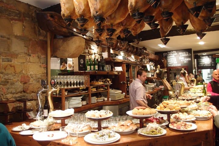 Private Pintxos Tour San Sebastian: Guided Tapas Walking Experience