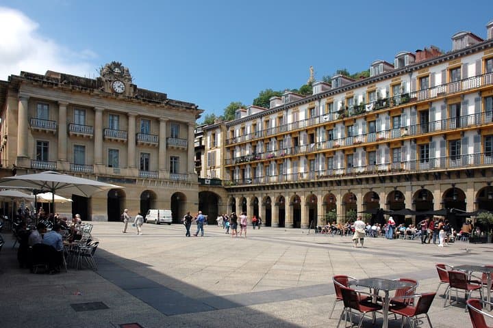 Private Pintxos Tour San Sebastian: Guided Tapas Walking Experience photo 6