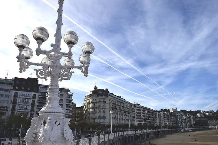 Private Pintxos Tour San Sebastian: Guided Tapas Walking Experience photo 4
