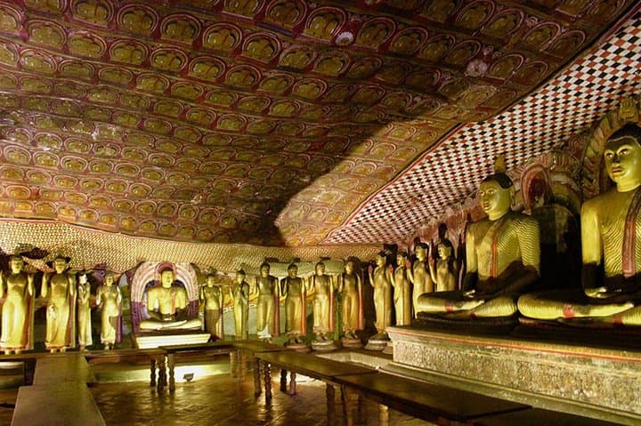 Full-Day Sigiriya Shuttle from Kandy: Hop-On Hop-Off with Lunch and Guided Stops photo 6