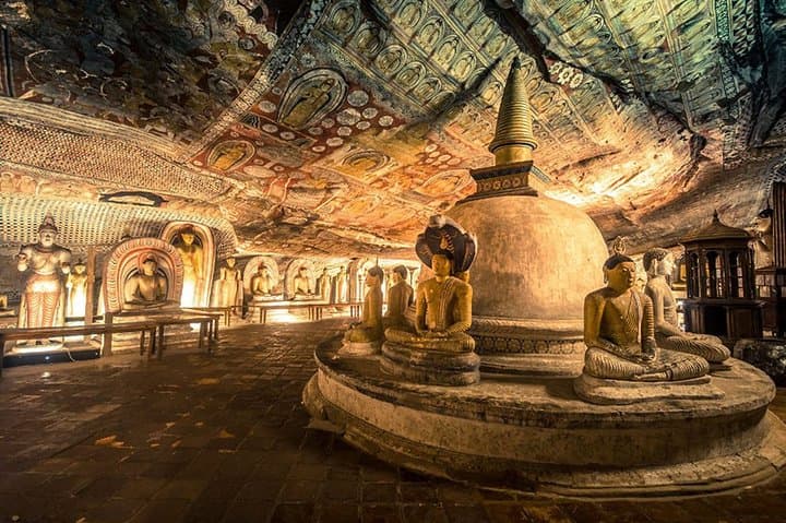 Full-Day Sigiriya Shuttle from Kandy: Hop-On Hop-Off with Lunch and Guided Stops photo 2