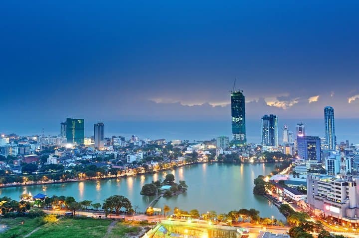 Fabulous 6-Day Sri Lanka Itinerary: Colombo to Hill Country, Safari & Beaches