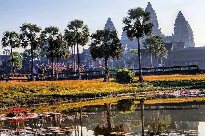 Full-Day Angkor Temples Tour with Ta Prohm, Bayon & Phnom Bakheng Sunset photo 4
